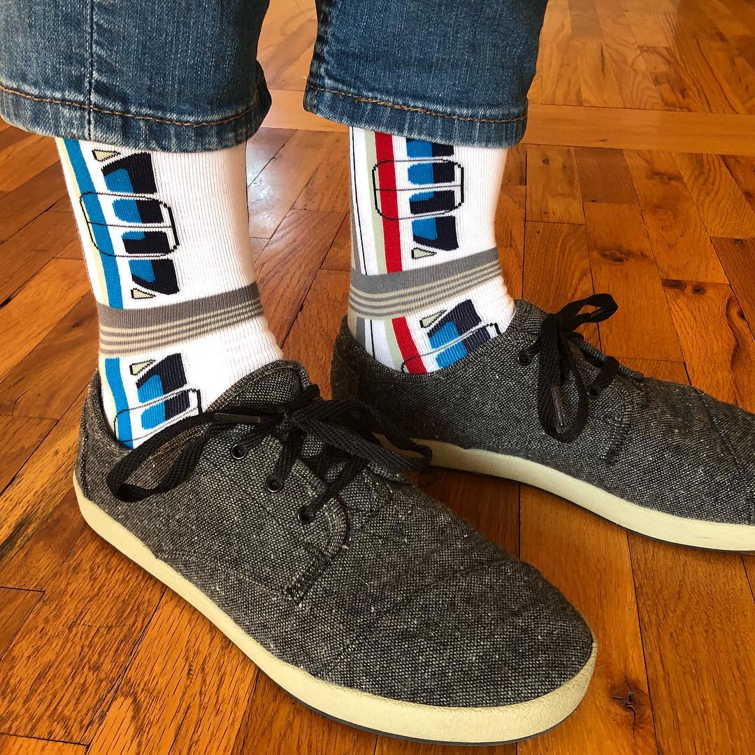 Monorail socks! Left foot is headed to Epcot and Right foot to the TTC. Thanks to my sister @hartnhevn for the great birthday gift!
“Por favor manténganse alejado de las puertas.”
